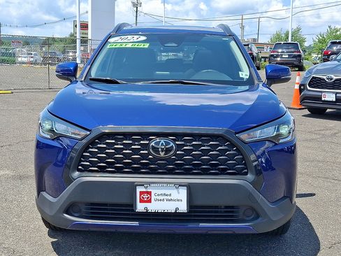 Used 2023 Toyota Corolla Cross LE w/ Moonroof Package AWD/4WD image 2