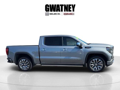 Used 2024 GMC Sierra 1500 Denali w/ Denali Reserve Package AWD/4WD image 2