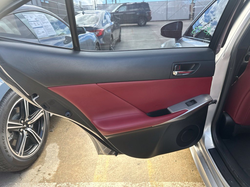 Used 2014 Lexus IS 250 w/ F-Sport Package RWD image 9