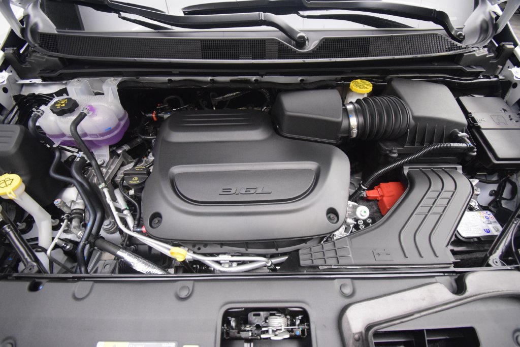 New 2027 Chrysler Pacifica Select FWD image 10