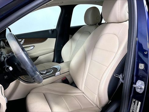 Used 2019 Mercedes-Benz C 300 4MATIC Sedan image 25