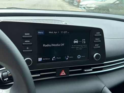 New 2026 Hyundai Elantra SE image 24