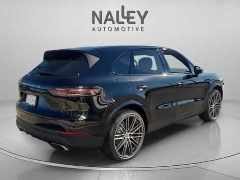 Used 2020 Porsche Cayenne image 6