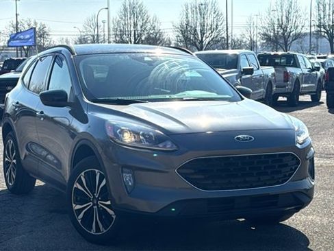 Certified 2022 Ford Escape SEL w/ SEL Stealth AWD Package image 1