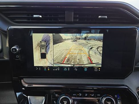 Used 2023 GMC Sierra 1500 AT4 w/ Technology Package image 27