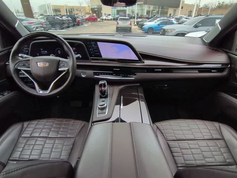 Used 2023 Cadillac Escalade Sport Platinum image 15