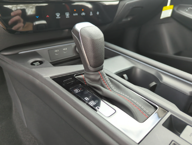 Used 2026 Nissan Sentra SR w/ Floor Mat Package FWD image 79