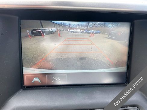 Used 2018 GMC Acadia SLE w/ Driver Alert Package I FWD image 19