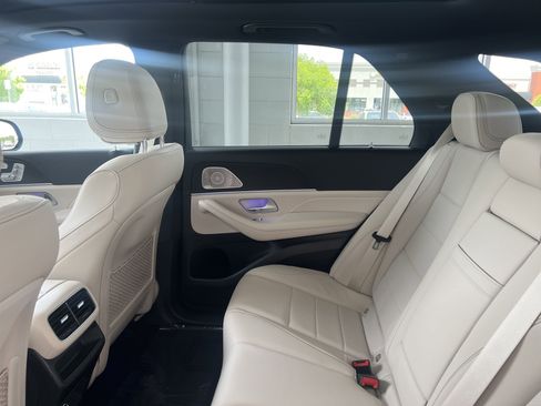 Certified 2025 Mercedes-Benz GLE 450e 4MATIC image 30