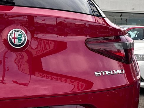 Used 2022 Alfa Romeo Stelvio Sprint image 7