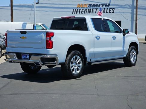 New 2026 Chevrolet Silverado 1500 LTZ w/ LTZ Premium Package AWD/4WD image 6