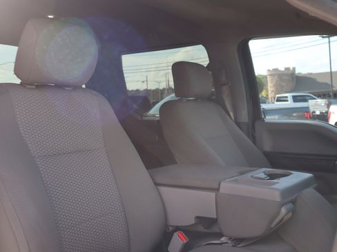 Used 2017 Ford F150 XLT AWD/4WD image 27