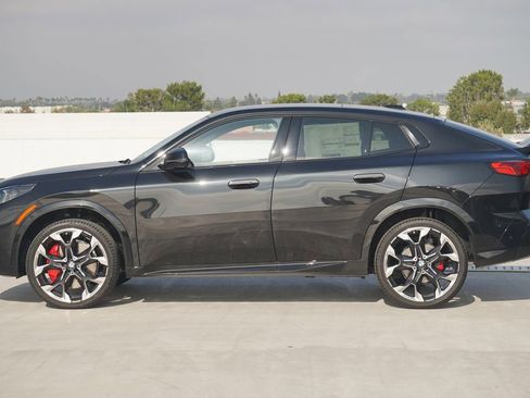 Used 2025 BMW X2 xDrive28i w/ Technology Package AWD/4WD image 4