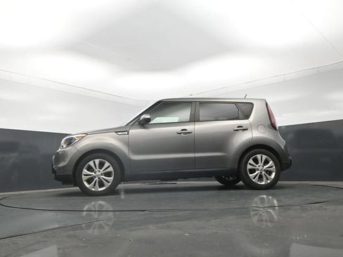 Used 2016 Kia Soul + w/ Audio Package FWD image 25