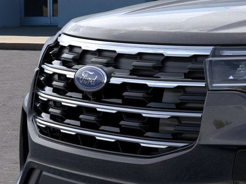 New 2026 Ford Explorer Active w/ Active Comfort Package RWD image 17