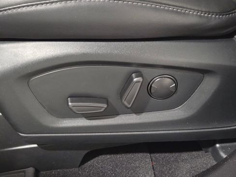 Used 2023 Ford Explorer XLT w/ Equipment Group 202A image 24