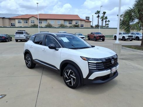 Used 2026 Nissan Kicks SV FWD image 7