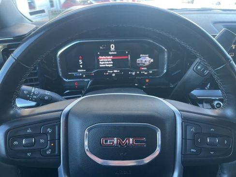 Used 2024 GMC Sierra 1500 SLE image 11