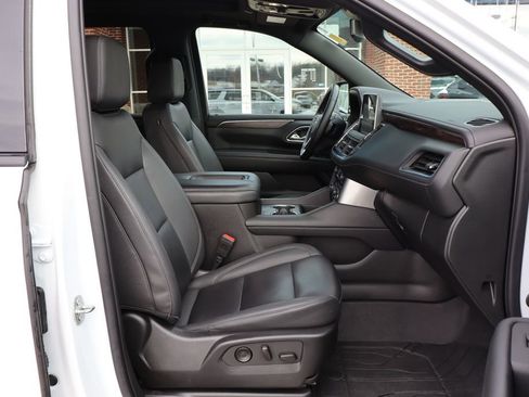 Used 2023 Chevrolet Suburban Z71 w/ Luxury Package image 55