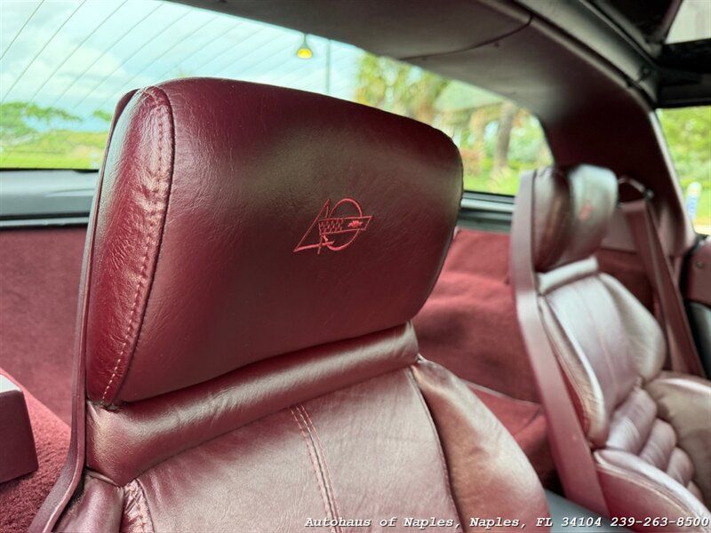 Used 1993 Chevrolet Corvette Coupe RWD image 23