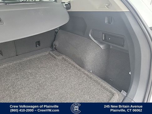 Used 2019 Volkswagen Tiguan SE image 53