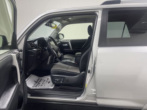 Used 2024 Toyota 4Runner SR5 image 9