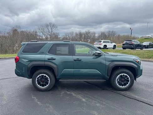 New 2026 Toyota 4Runner TRD Off-Road image 2