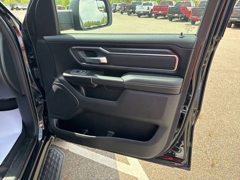 New 2026 RAM 1500 4x4 Crew Cab image 12