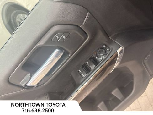 Used 2021 Chevrolet Silverado 1500 LT AWD/4WD image 19