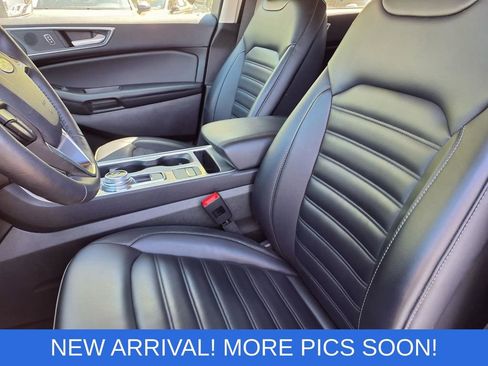 Used 2024 Ford Edge SEL w/ Convenience Package AWD/4WD image 3