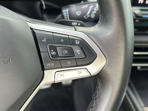 Used 2024 Volkswagen Atlas Cross Sport SEL R-Line image 14