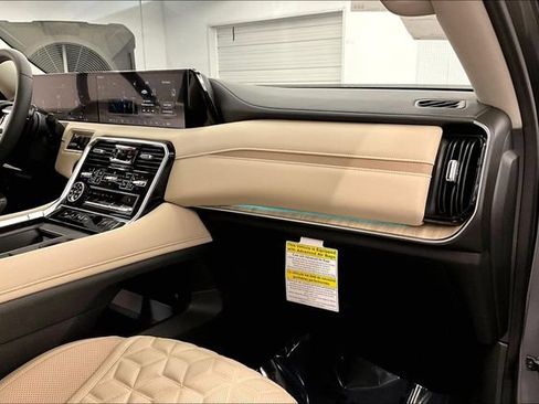 New 2026 Nissan Armada Platinum Reserve AWD/4WD image 39