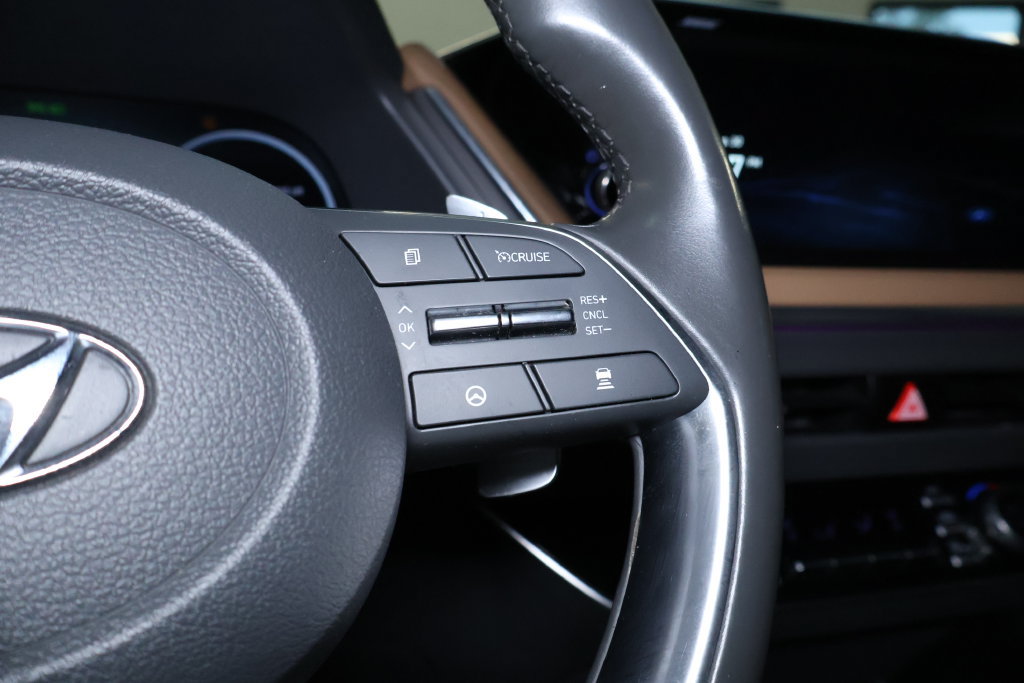 Used 2020 Hyundai Sonata Limited FWD image 22