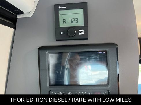 Used 2022 Mercedes-Benz Sprinter 2500 image 30