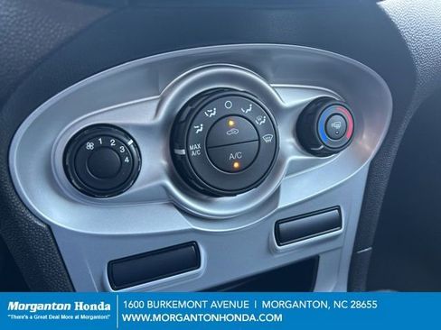 Used 2019 Ford Fiesta SE image 23