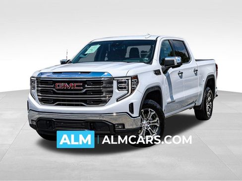 Used 2025 GMC Sierra 1500 SLT RWD image 1