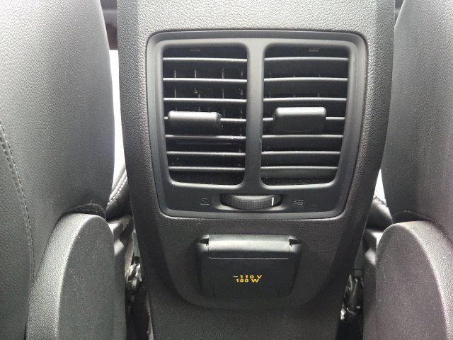 Used 2018 Ford C-MAX SE w/ Equipment Group 202A FWD image 17
