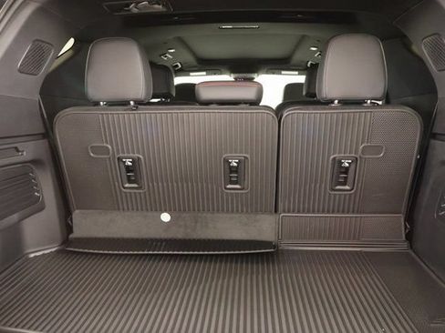 New 2026 Chevrolet Traverse RS w/ LPO, Floor Liner Package AWD/4WD image 26