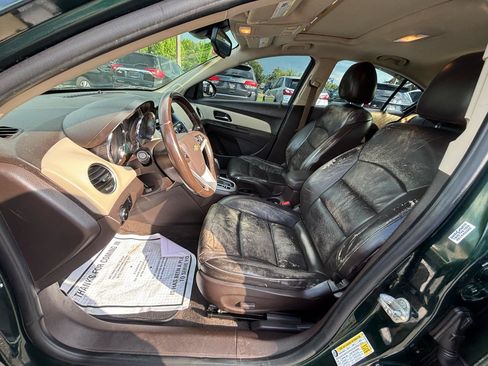 Used 2014 Chevrolet Cruze LT w/ Sun, Sound and Sport Package FWD image 16