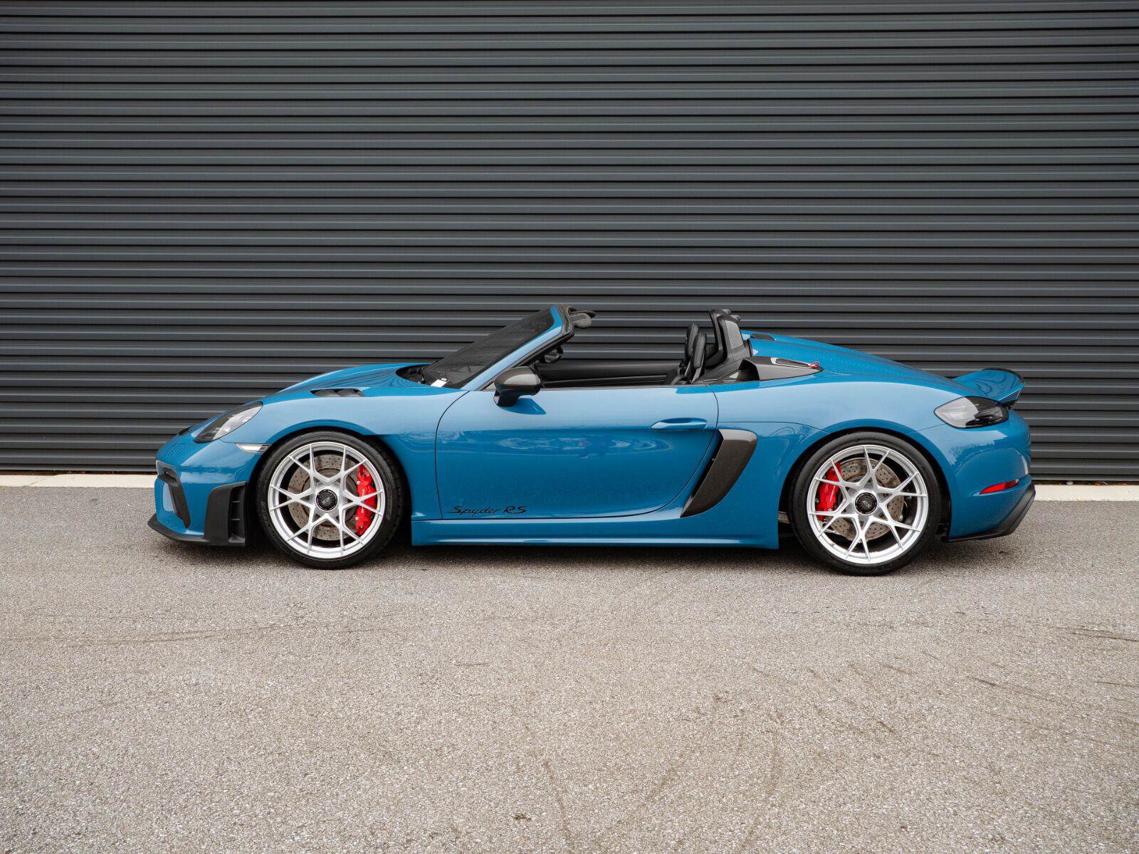 Used 2024 Porsche 718 Boxster Spyder RS RWD image 2