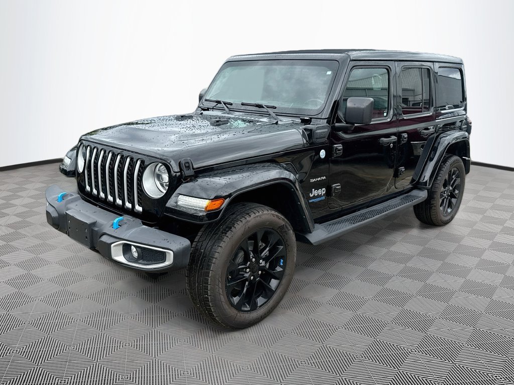 Certified 2022 Jeep Wrangler Unlimited Sahara w/ Cold Weather Group AWD/4WD image 9