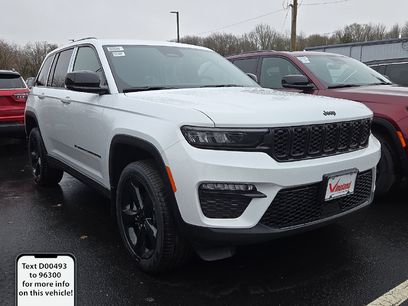 New 2025 Jeep Grand Cherokee Limited w/ Black Appearance Package