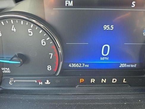Used 2023 Ford Explorer XLT w/ Equipment Group 202A AWD/4WD image 10