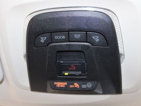 Used 2024 Toyota Corolla LE image 33