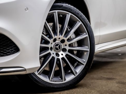 Used 2018 Mercedes-Benz CLS 550 image 22