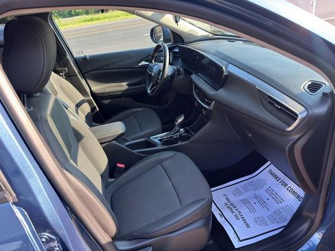 Used 2024 Buick Encore GX Preferred FWD image 27