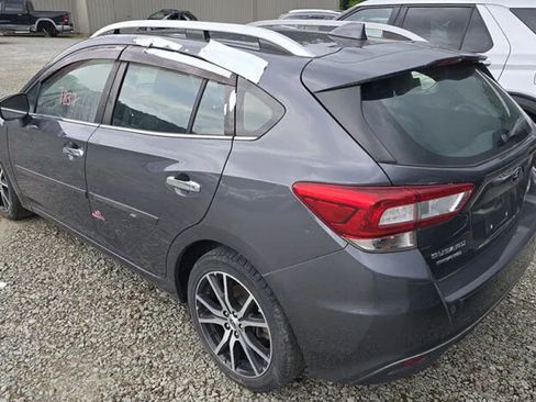Used 2019 Subaru Impreza 2.0i Limited w/ Popular Package #2 AWD/4WD image 3