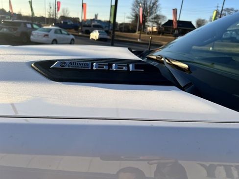 Certified 2025 Chevrolet Silverado 2500 LTZ w/ LTZ Premium Package image 12