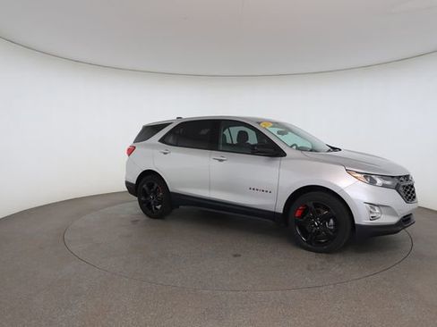 Used 2020 Chevrolet Equinox LT image 25