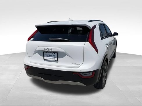 New 2026 Kia Niro Wave w/ Wave Preserve Package FWD image 7